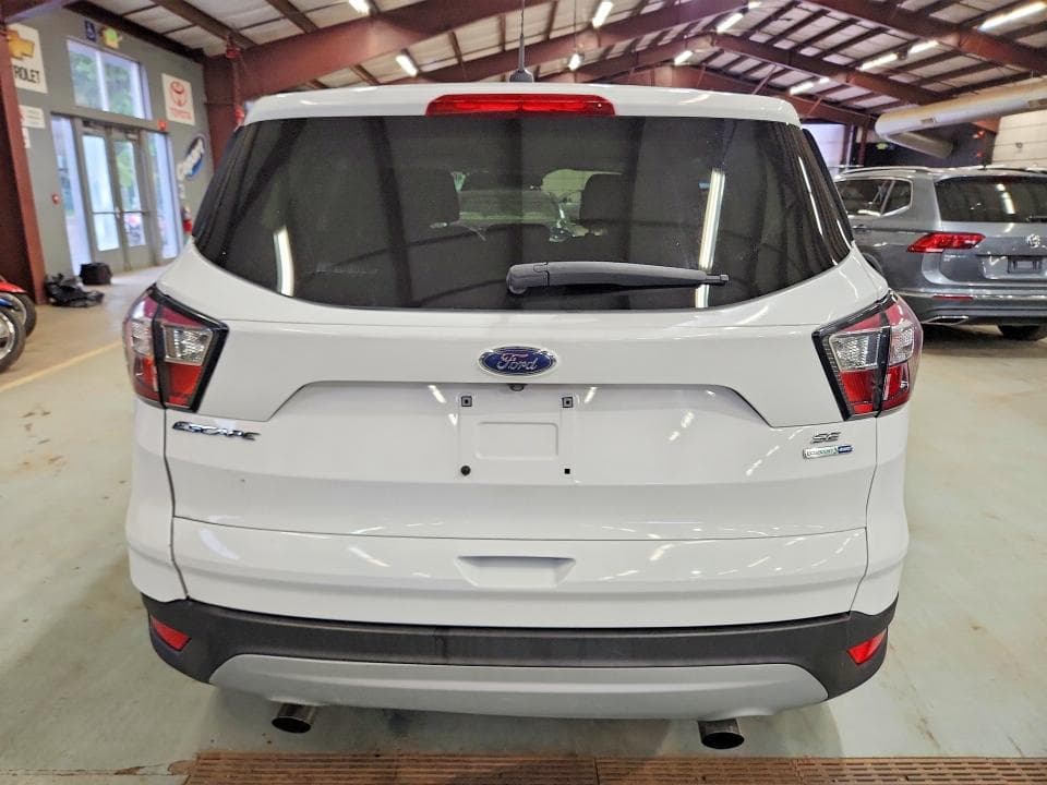 2017 FORD ESCAPE SE 6