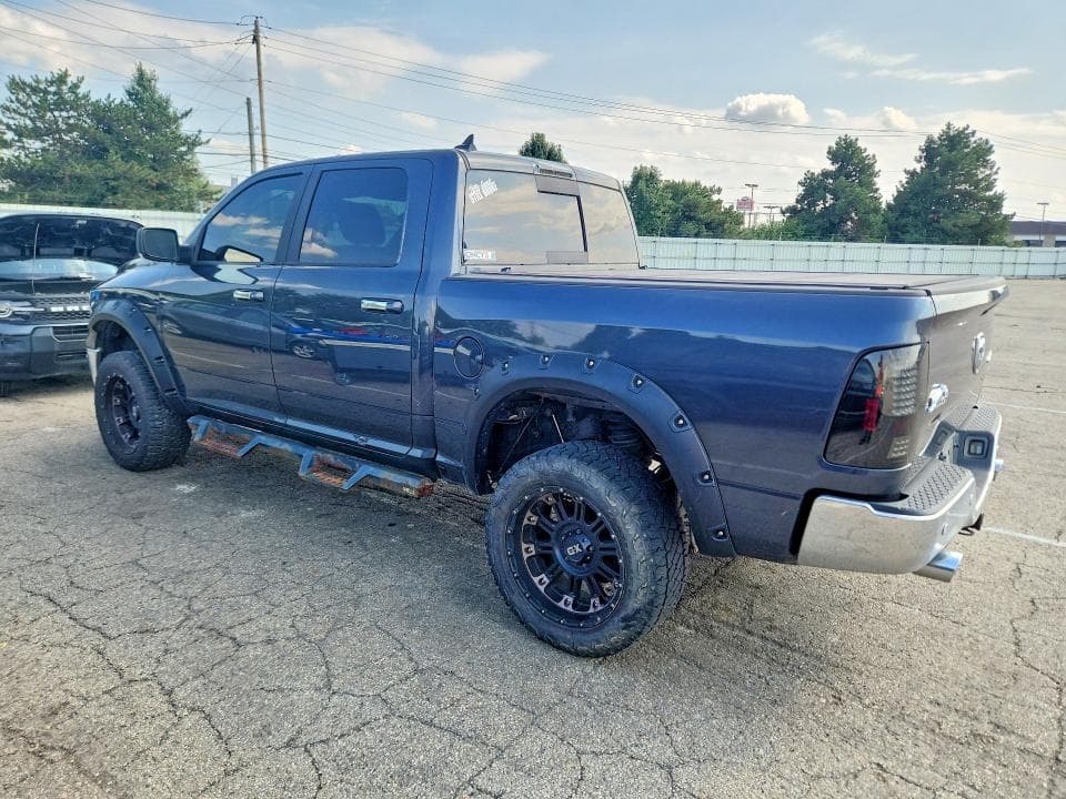 2017 RAM 1500 SLT 2