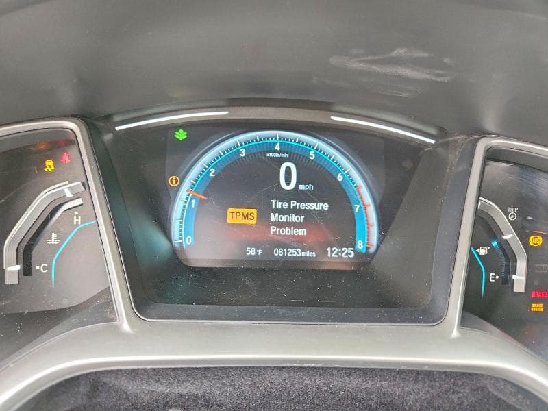 2017 HONDA CIVIC EX 9