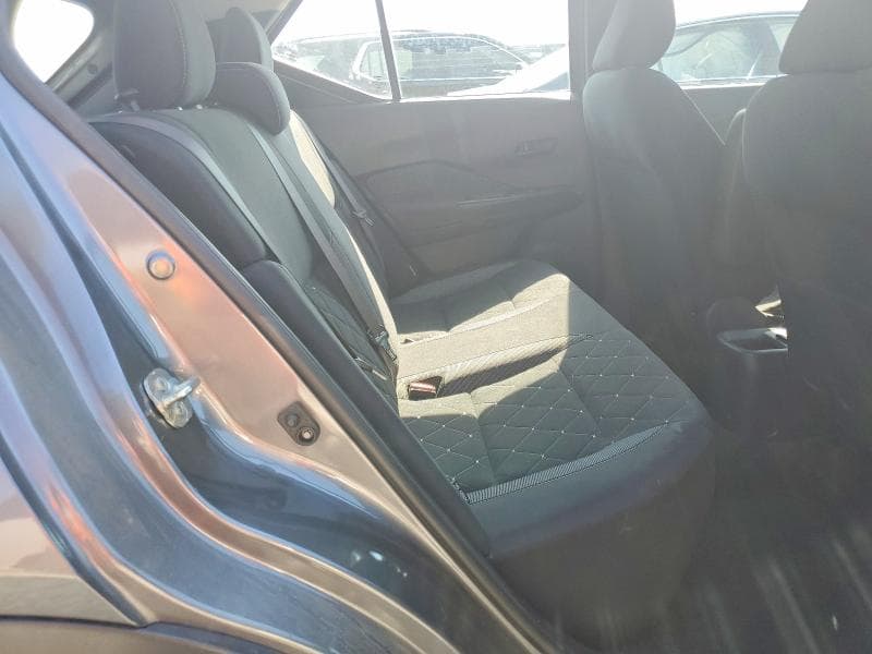 2020 NISSAN KICKS S 11