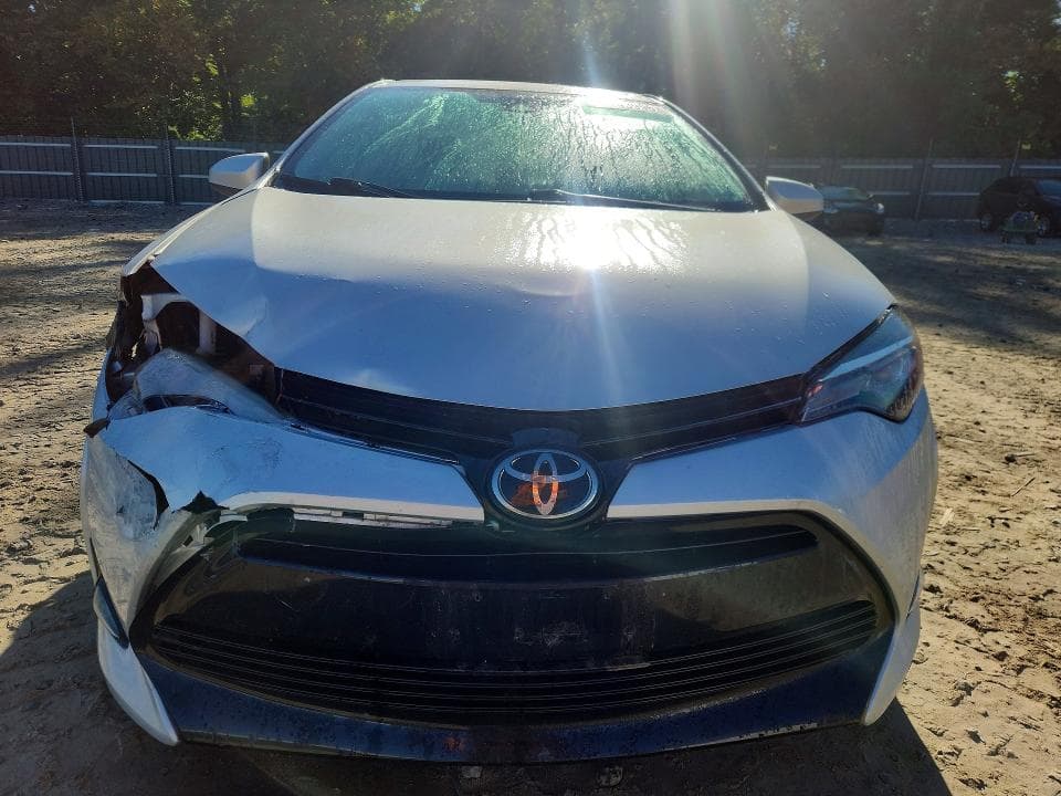2017 TOYOTA COROLLA LE 5