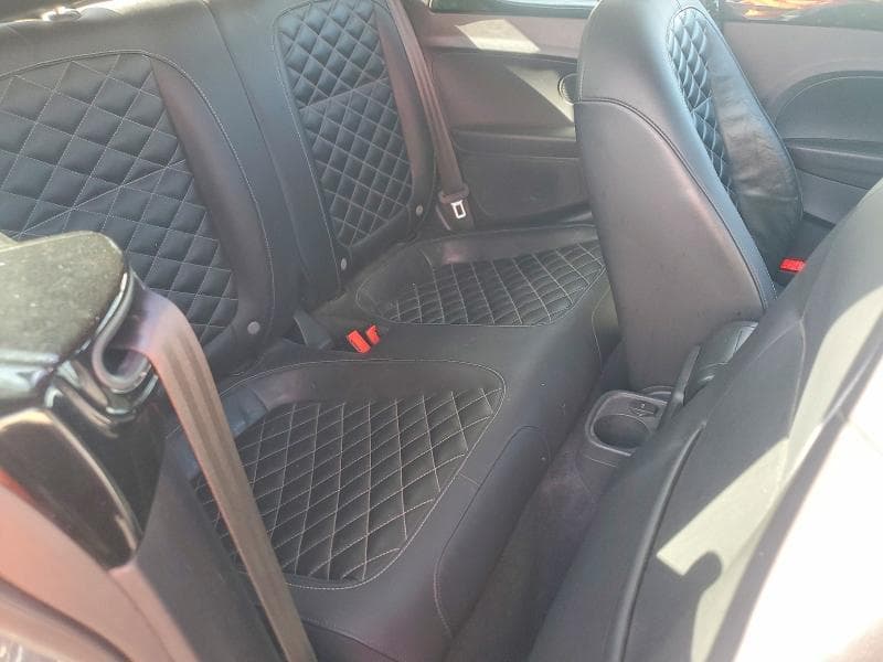 2019 VOLKSWAGEN BEETLE S 10