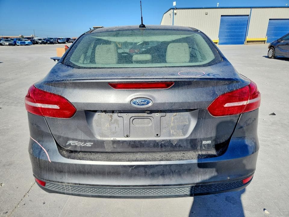 2018 FORD FOCUS SE 6