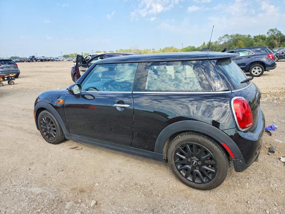 2017 MINI COOPER 2