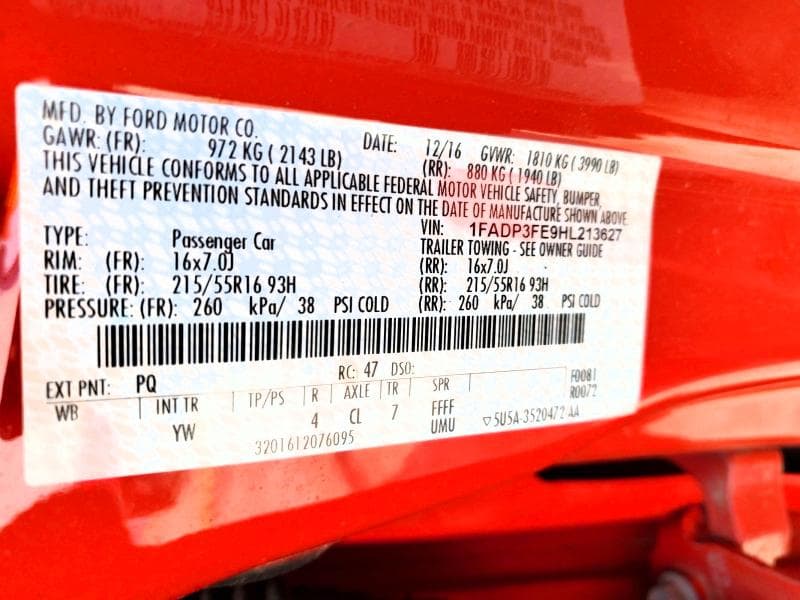 2017 FORD FOCUS SE 12