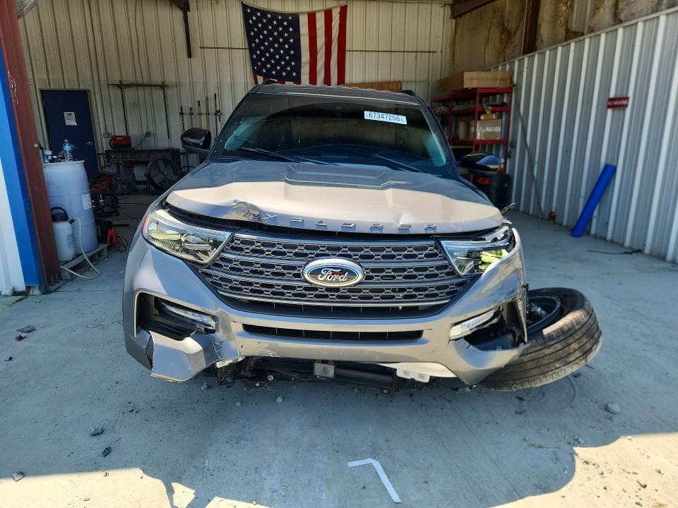 2023 FORD EXPLORER XLT 5