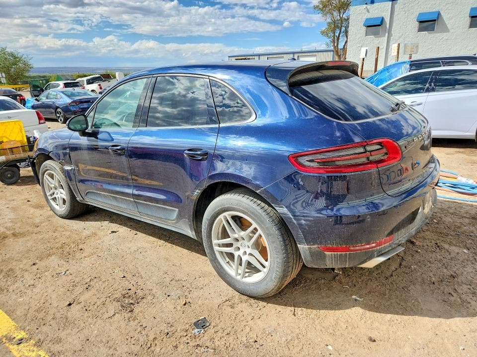 2018 PORSCHE MACAN 2