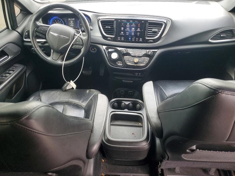 2018 CHRYSLER PACIFICA TOURING L 8