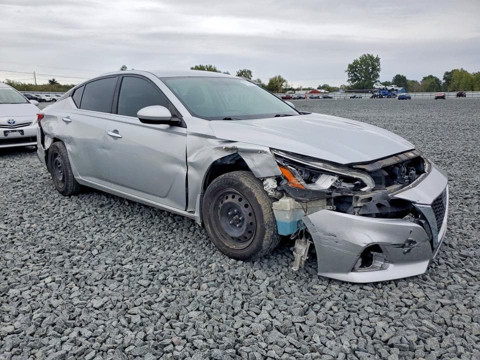 2019 NISSAN ALTIMA S 4