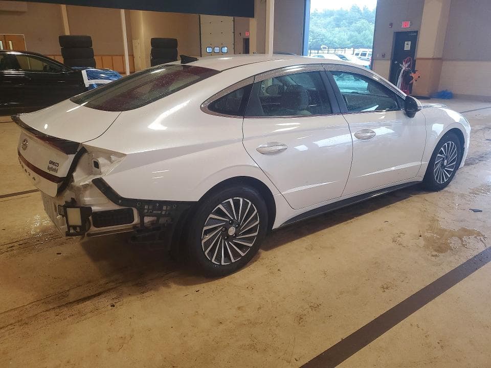 2022 HYUNDAI SONATA HYBRID SEL 3