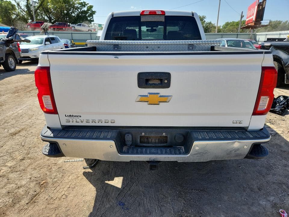 2017 CHEVROLET SILVERADO K1500 LTZ 6