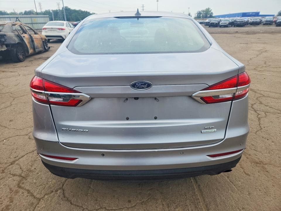 2020 FORD FUSION SE 6