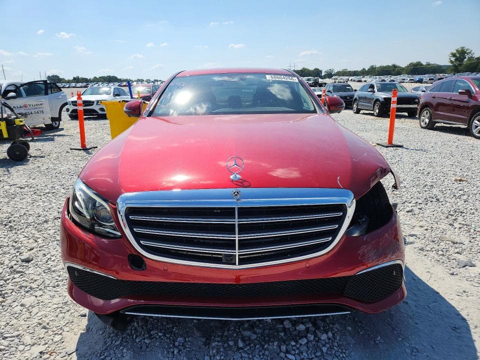 2019 MERCEDES-BENZ E 300 5