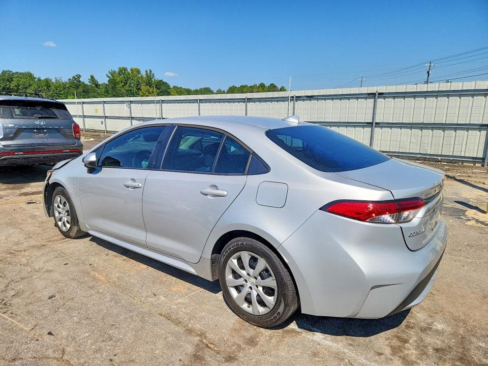 2022 TOYOTA COROLLA LE 2