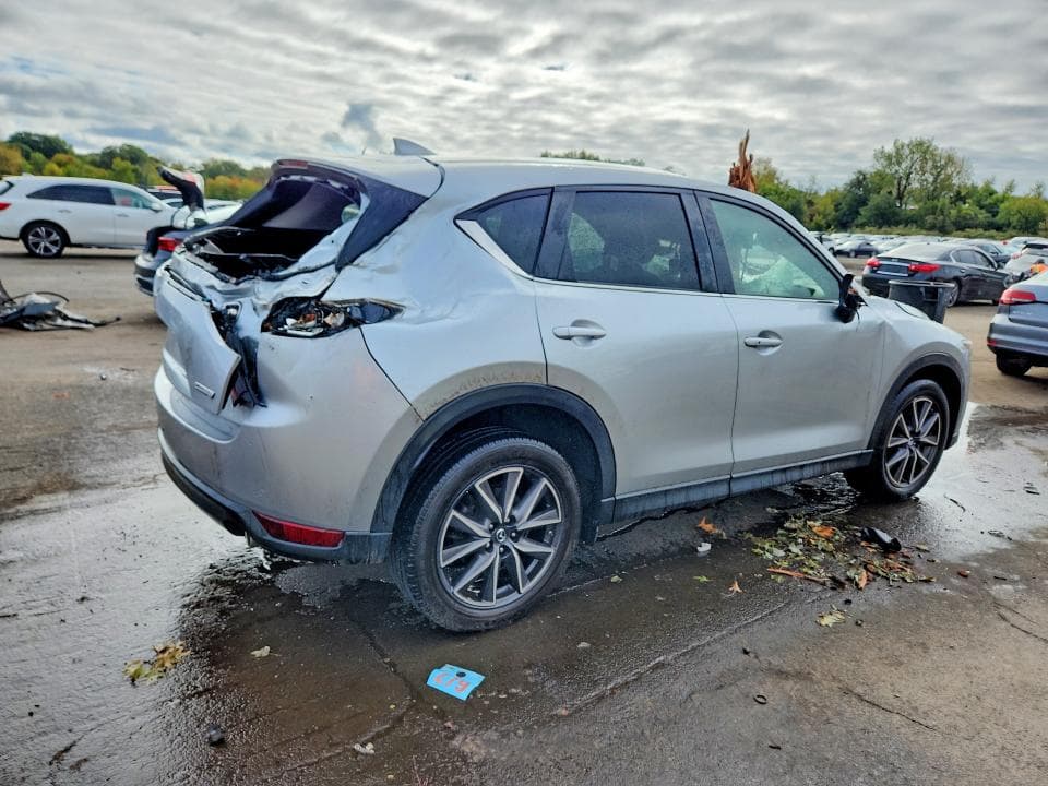 2018 MAZDA CX-5 TOURING 3