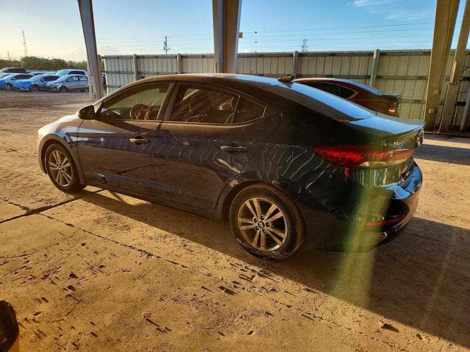 2017 HYUNDAI ELANTRA SE 2