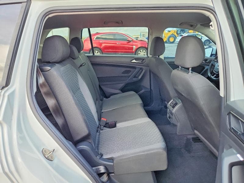 2018 VOLKSWAGEN TIGUAN S 11