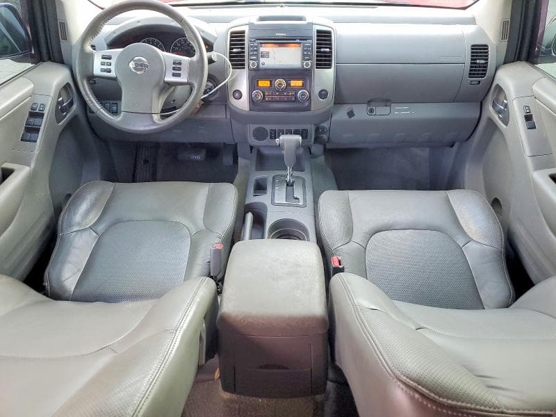 2017 NISSAN FRONTIER SL 8