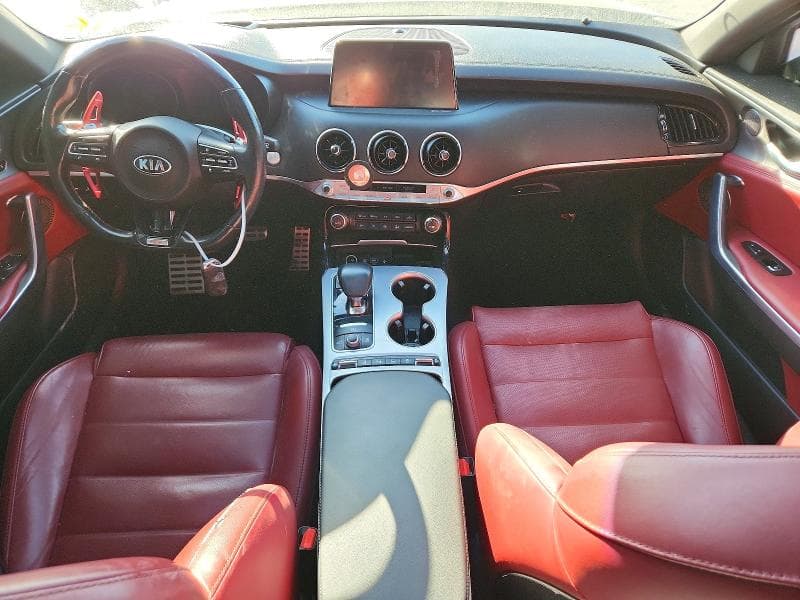 2019 KIA STINGER GT2 8