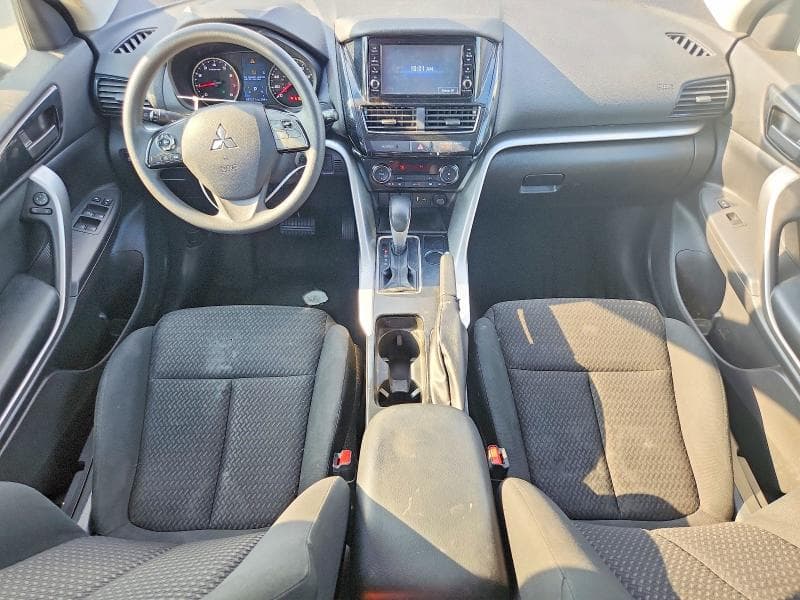 2022 MITSUBISHI ECLIPSE CROSS ES 8