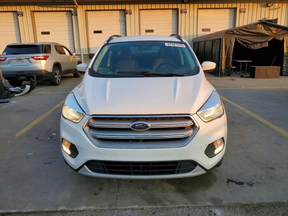2018 FORD ESCAPE SE 5
