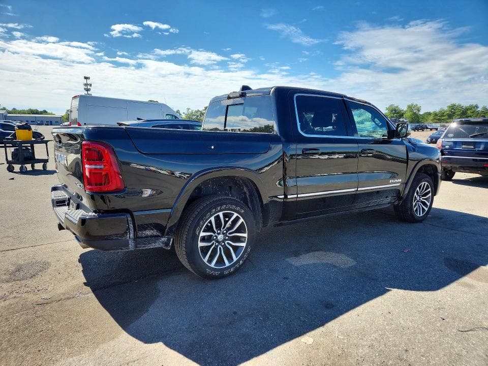 2025 RAM 1500 LIMITED 3