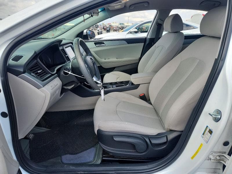 2019 HYUNDAI SONATA SE 7