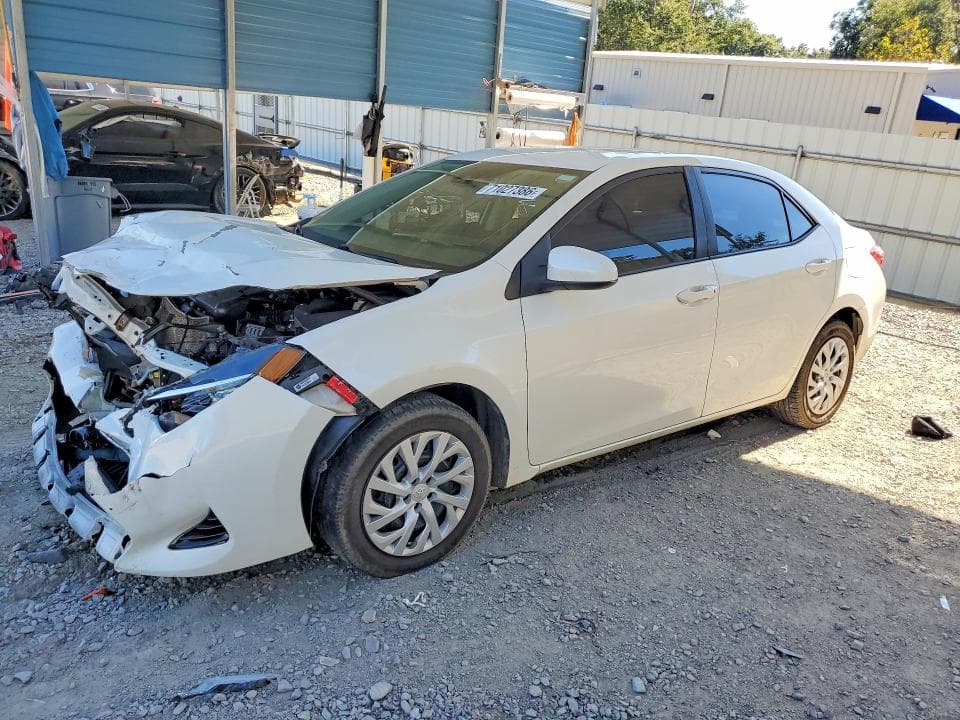 2018 TOYOTA COROLLA LE