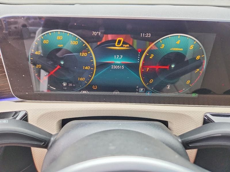 2019 MERCEDES-BENZ A 220 9