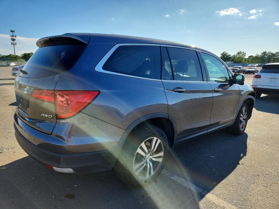 2017 HONDA PILOT EX 3