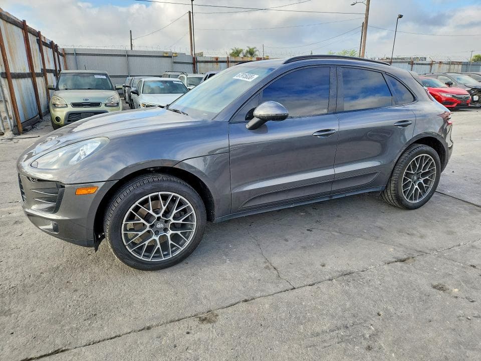 2018 PORSCHE MACAN