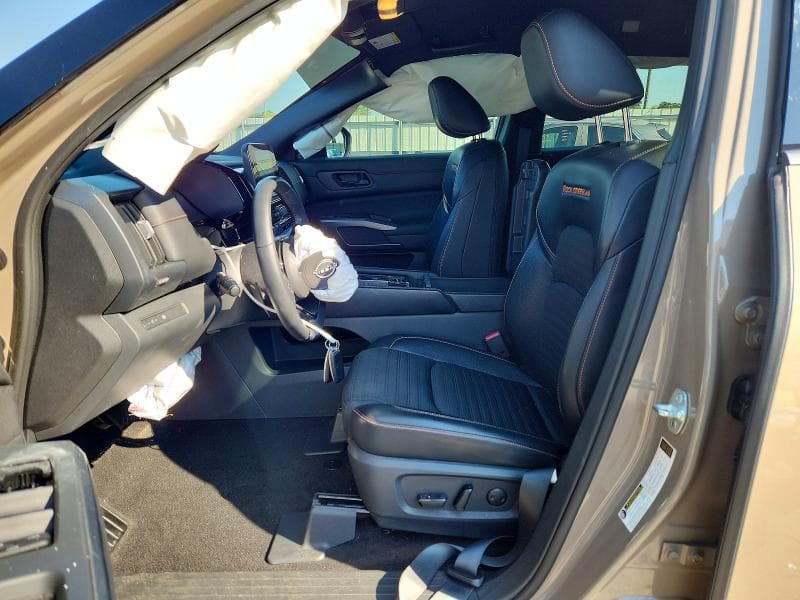 2023 NISSAN PATHFINDER SV 7