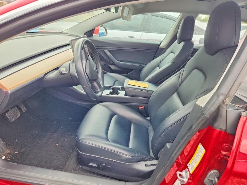 2018 TESLA MODEL 3 7