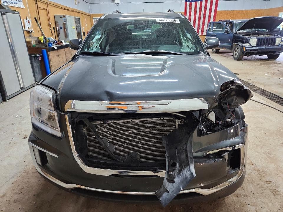 2017 GMC TERRAIN SLE 5