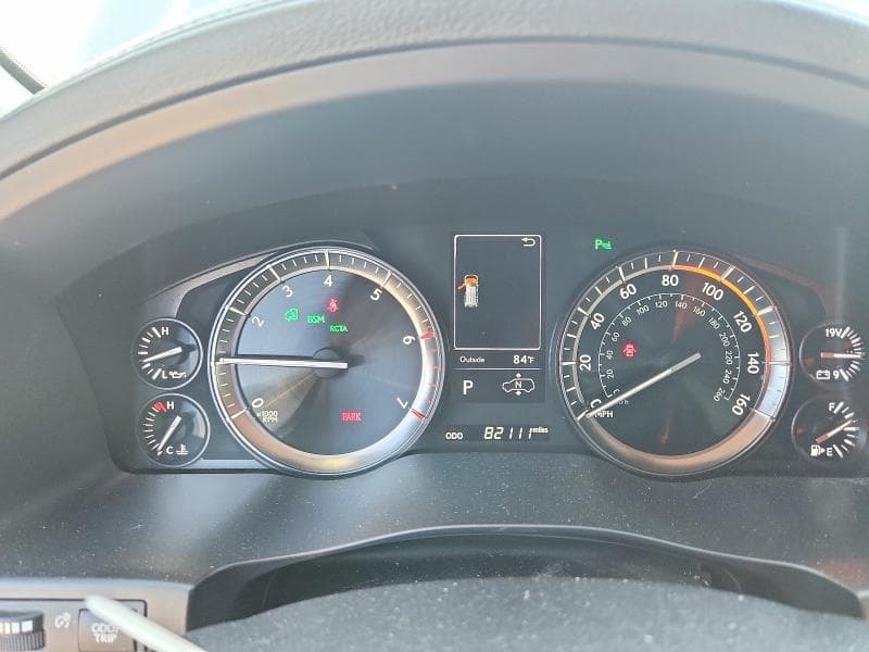 2021 LEXUS LX 570 9