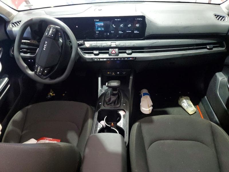 2026 KIA K4 LXS 8