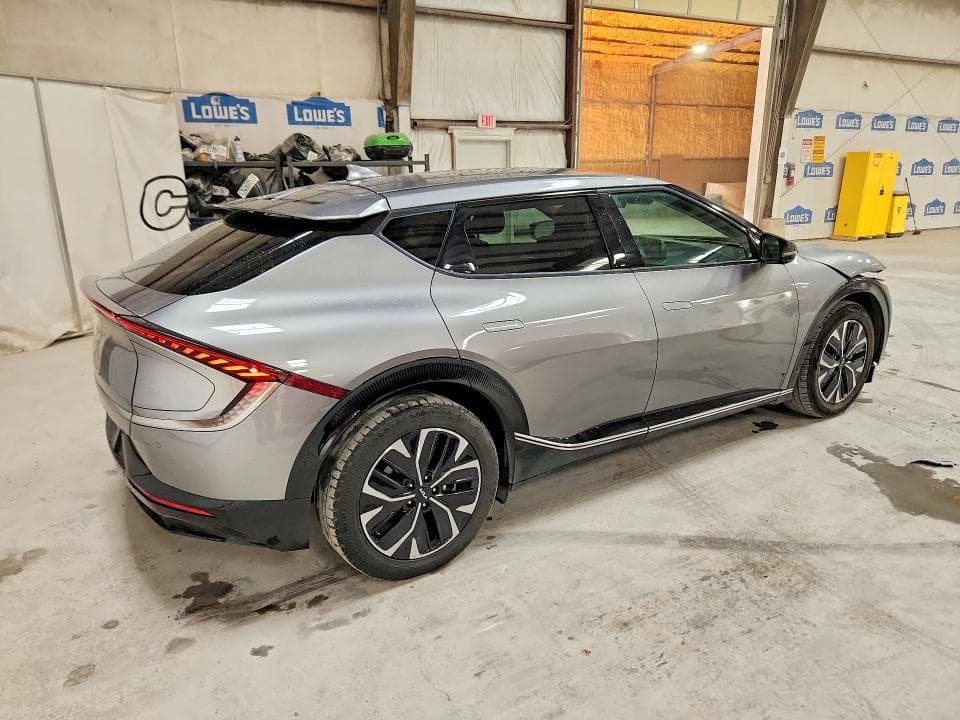 2023 KIA EV6 WIND 3
