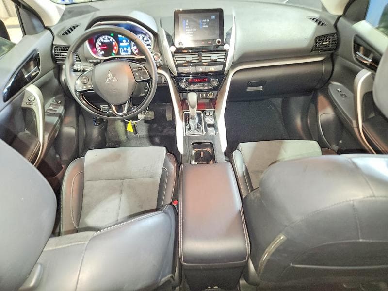 2025 MITSUBISHI ECLIPSE CROSS SE 8