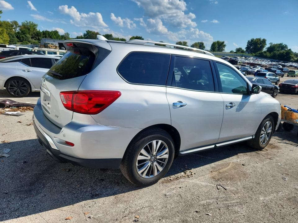 2019 NISSAN PATHFINDER SV 3