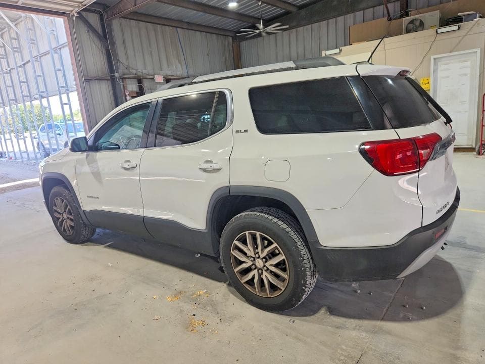 2017 GMC ACADIA SLE 2