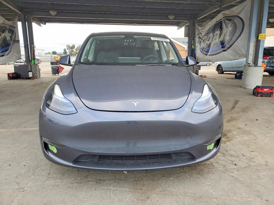 2022 TESLA MODEL Y 5