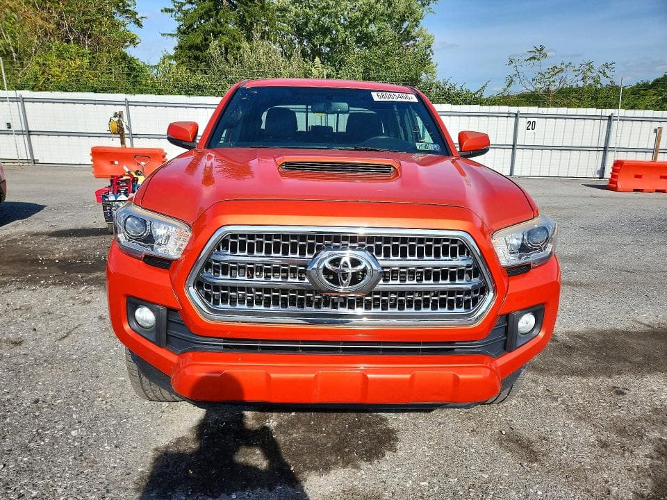 2017 TOYOTA TACOMA TRD SPORT 5