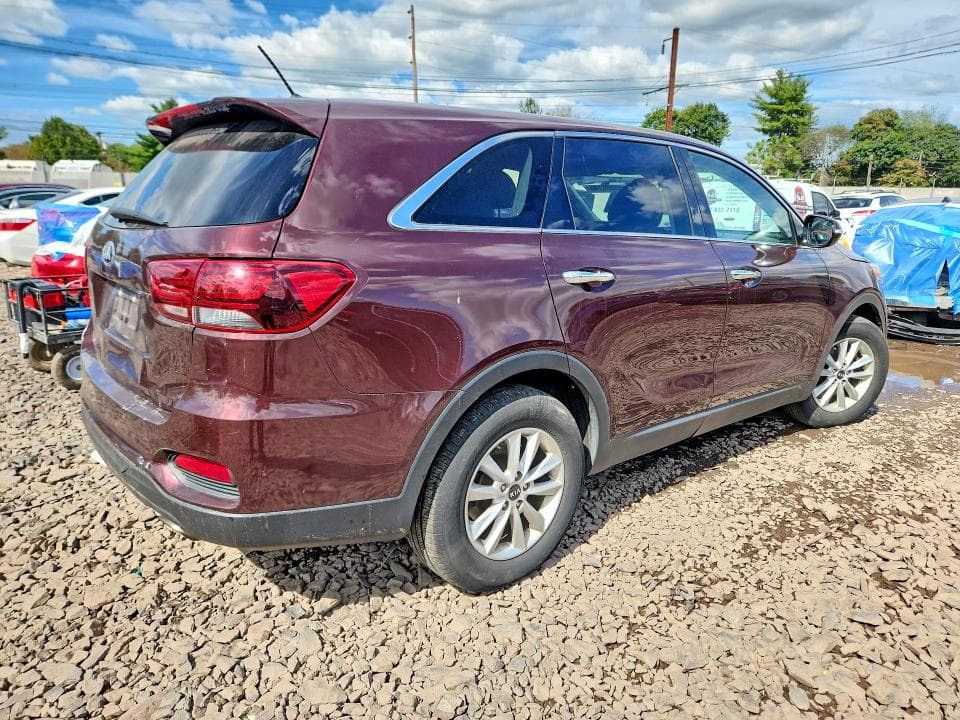 2019 KIA SORENTO LX V6 3