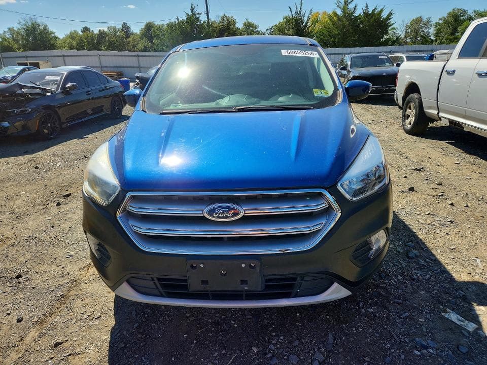 2017 FORD ESCAPE 5