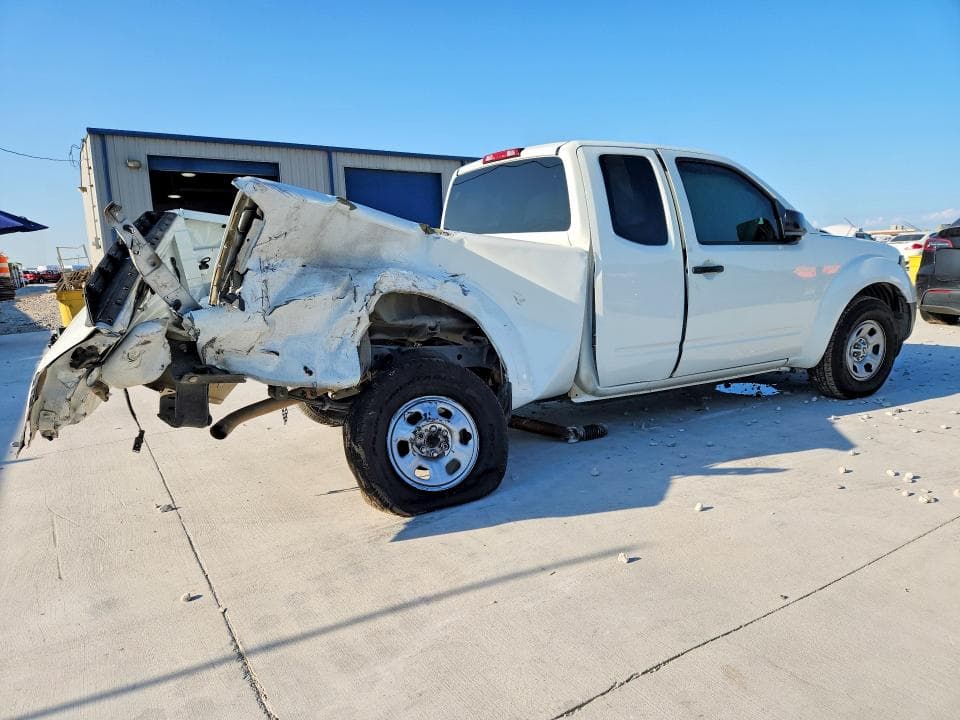2019 NISSAN FRONTIER S 3
