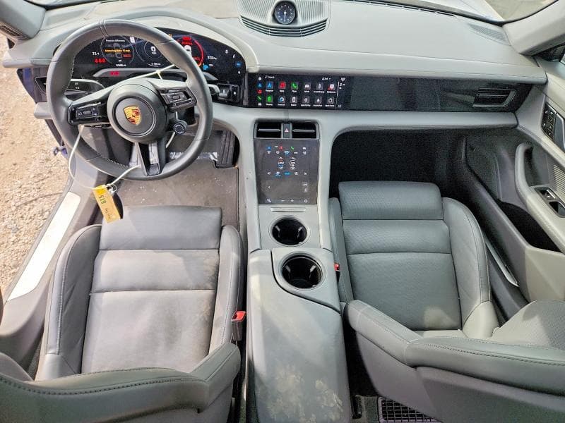 2021 PORSCHE TAYCAN 4S 8