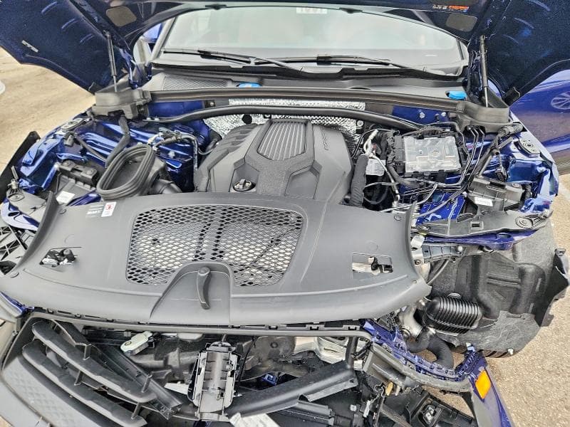 2026 PORSCHE MACAN BASE 12