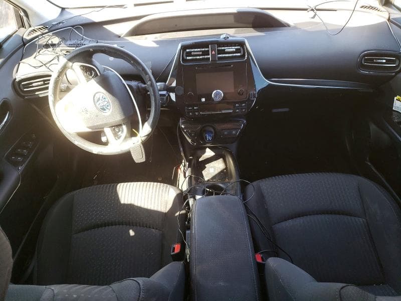 2017 TOYOTA PRIUS TWO 8