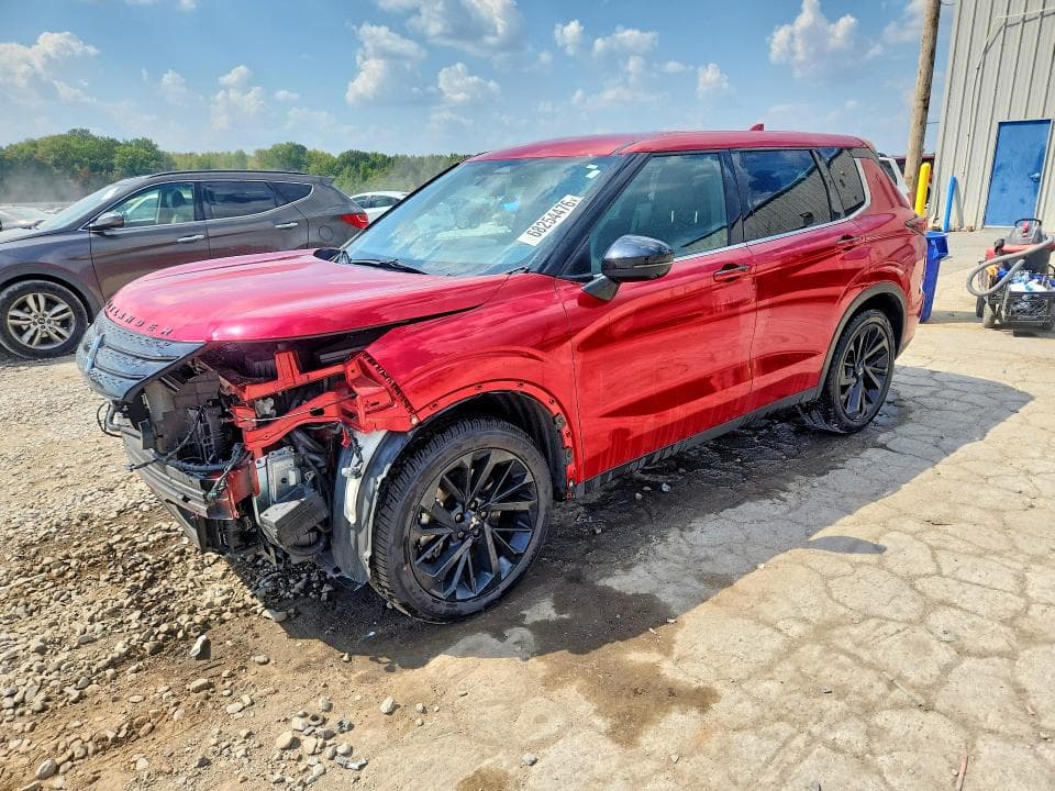 2023 MITSUBISHI OUTLANDER SE