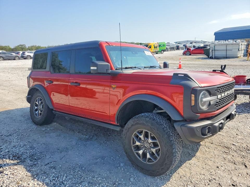 2023 FORD BRONCO BASE 4